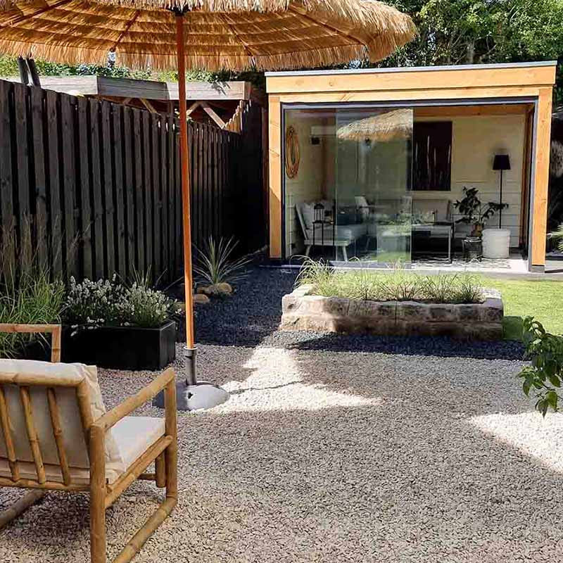 Decoratief grind aangelegd in een tuin