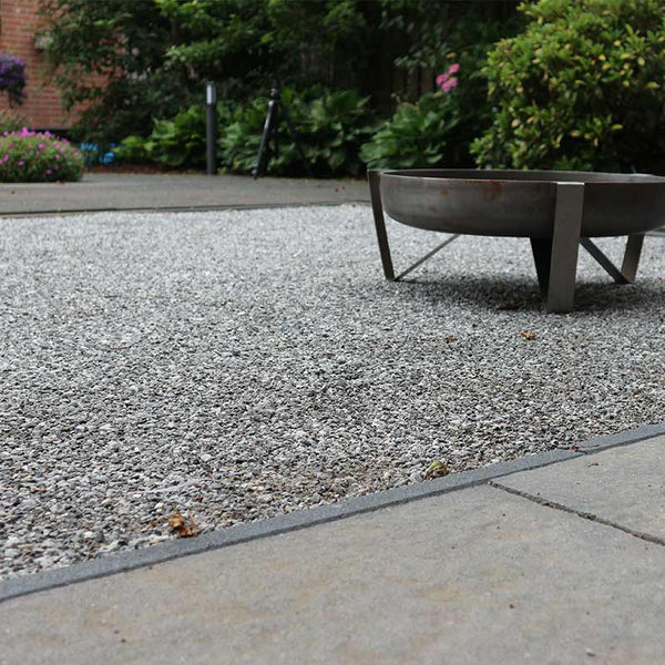 Dolomiet silver-grey split – Grind en split voor tuinpaden